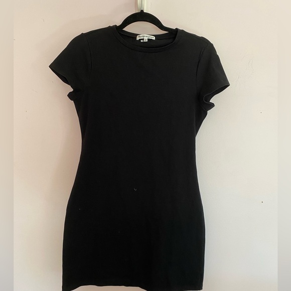 Reformation Nadia Knit Dress
$128
Black - Picture 4 of 4